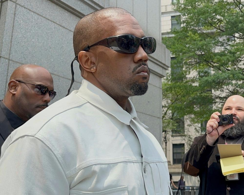 Sadiq Khan and Jewish Leadership Council condemn Wireless festival for Kanye West headline booking